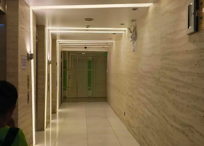 2br Family 6pax 1kid Azure Urban 4* Manila